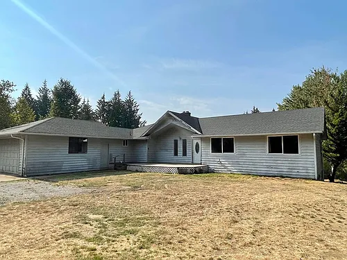 7115 172nd St NE Photo 1