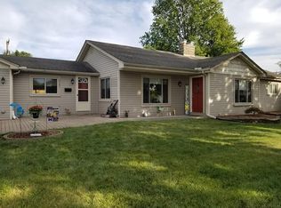 3287 Charles St, Trenton, MI 48183