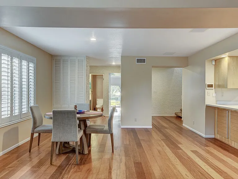 3223 Pinehurst Dr — Photo 10