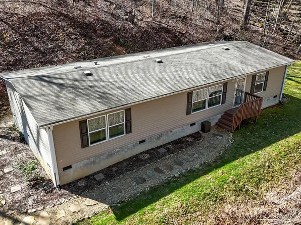 256 Inglewood Cove Rd, Waynesville, NC 28786