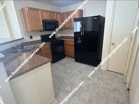 2nd image of 8405 Vista Estrella Ln SW