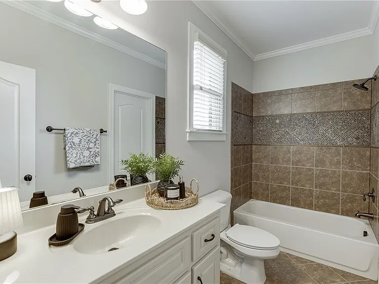 4612 Grandview Pkwy — Photo 26