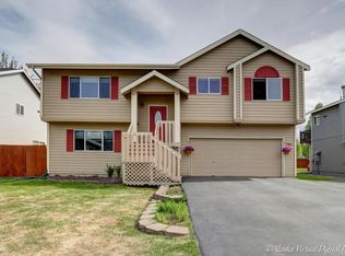 7811 Charlotte Cir, Anchorage, AK 99502