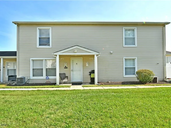 2972 Ivy Hill Cir Unit A, Cortland, OH 44410