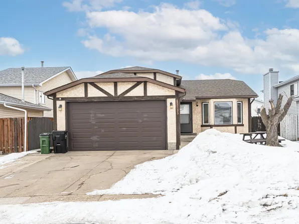 15335 70th St NW, Edmonton, AB T5Z 2Y3