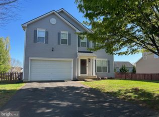654 Holly Crest Dr, Culpeper, VA 22701