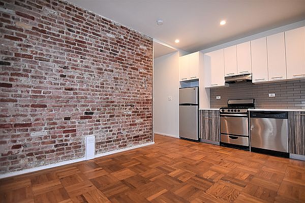 1st image of 580 Saint Nicholas Ave #L4