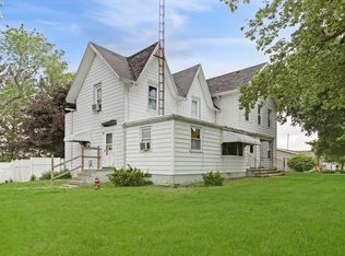 1420 S County Road 302, Bellevue, OH 44811