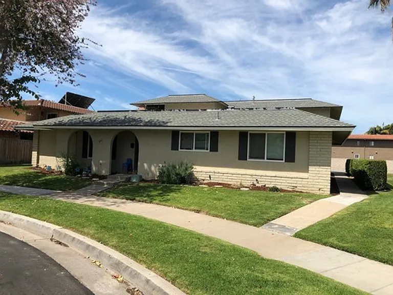 602 Cypress — Photo 9