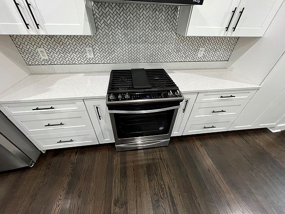 2nd image of 14406 Ash Dr