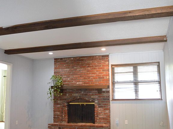 4th image of 513 E 117th St #513
