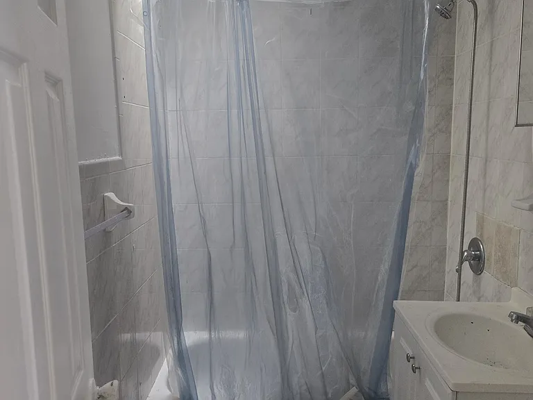 509 Hancock St #3R — Photo 14