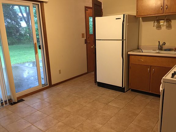 4th image of 5714 N Rosemead Dr