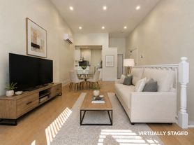 11 Beaconsfield Ave