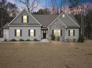 203 Mitchell Manor Dr, Angier, NC 27501