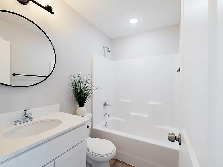 3431 Glenbrook Cir S — Photo 34