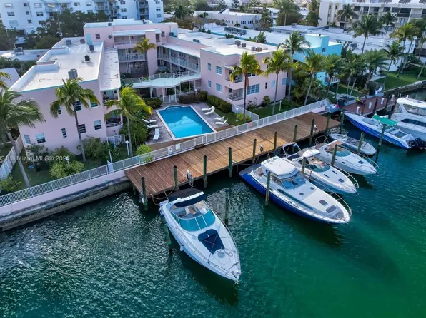 6881 Bay Dr APT 7, Miami Beach, FL 33141