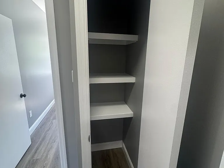 87 Jewell St #2R — Photo 11