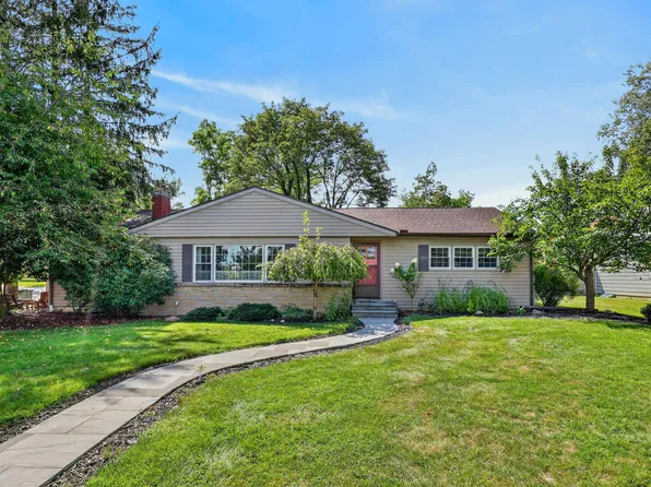 401 Lone Pine Ter, Elmira, NY 14905