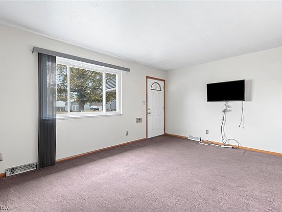5th image of 5216 W 149th St