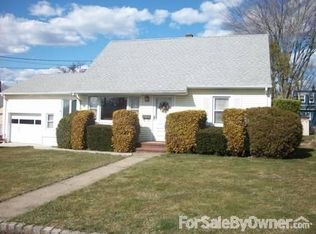 1 Sheffield Way, Clark, NJ 07066