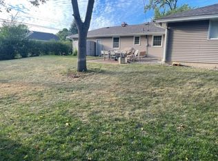 3705 Chowen Curv, Edina, MN 55410