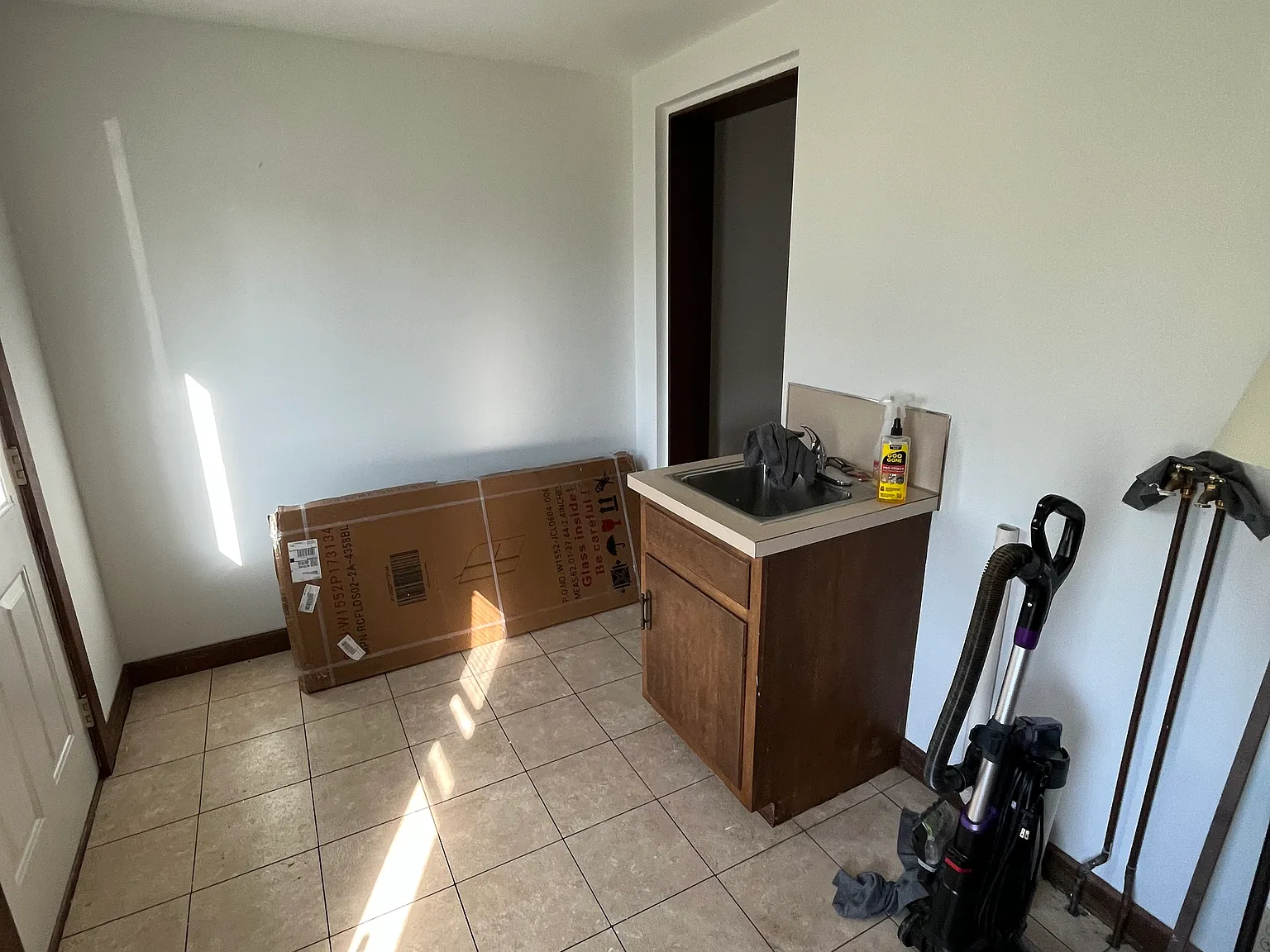 2 bed, 1200 sqft, $1,800 — Photo 4