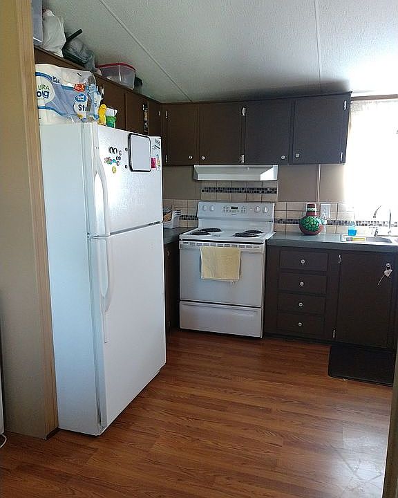 2nd image of 1209 E 520th Ave