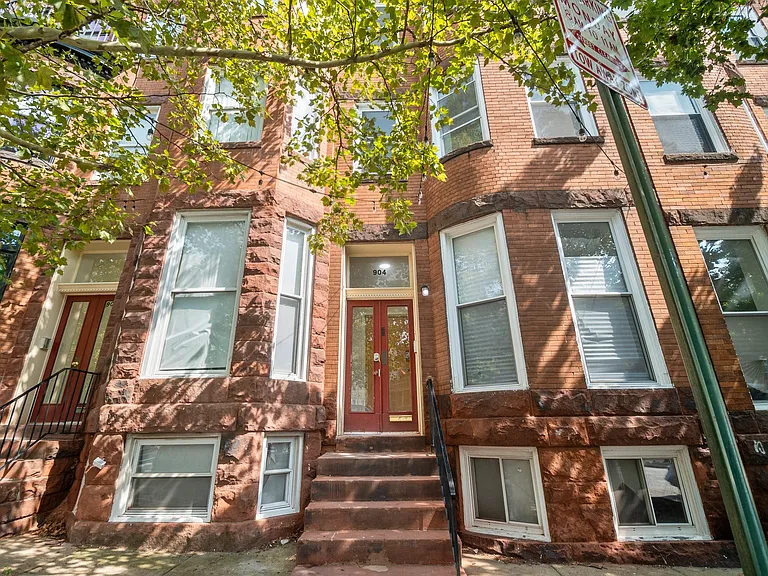 904 Newington Ave #B — Photo 1