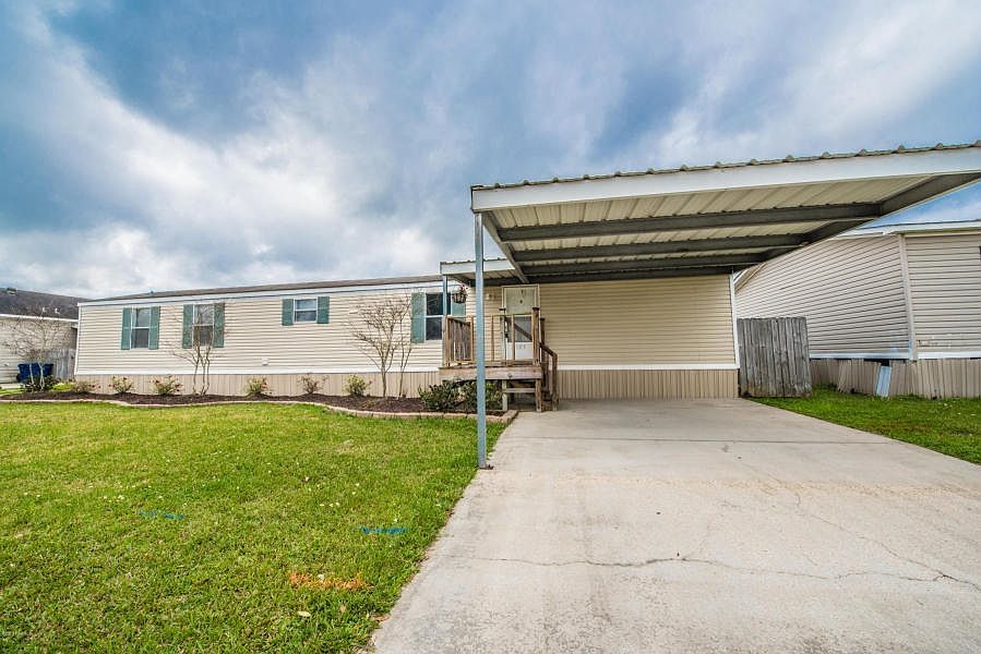 1st image of 103 Windchimes Dr