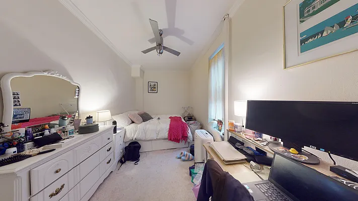 Rented by Bond New York | media 14