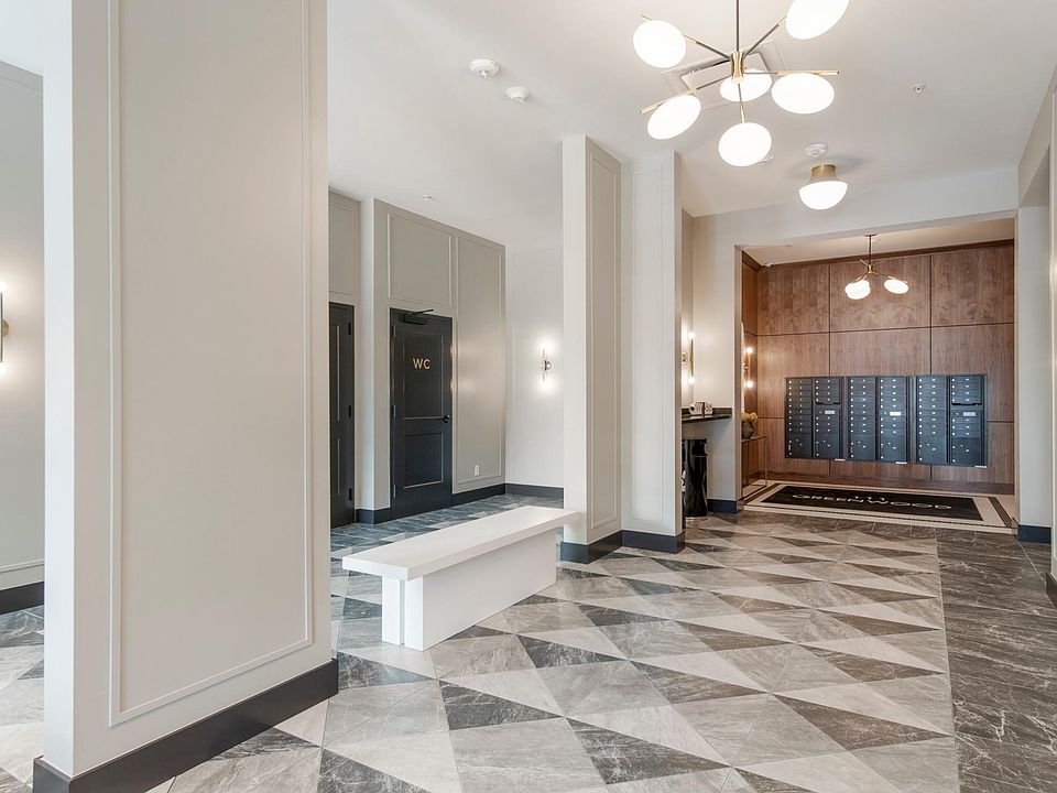 1st image of 111 S Greenwood Ave APT 105