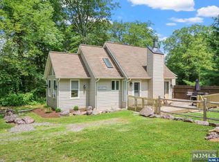 144 Upper Greenwood Lake Rd, Hewitt, NJ 07421