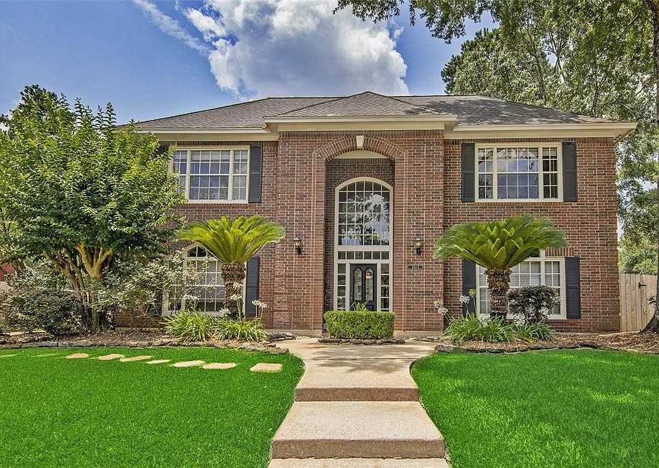 1st image of 2923 Four Pines Dr