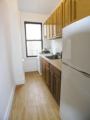 Rented by Townsley & Gay, LLC | media 28