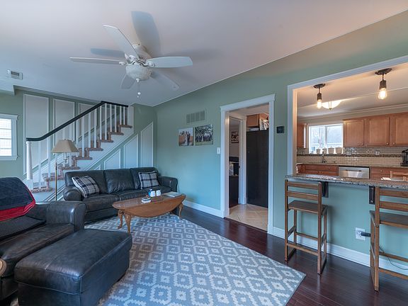 5th image of 1831 Anita Ave