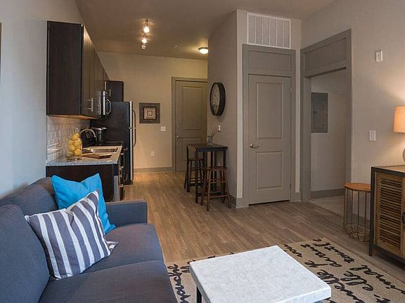 5th image of 5150 Forest Dr #336