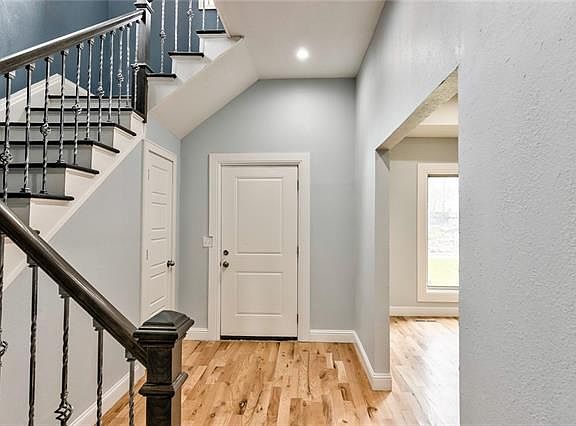 3rd image of 4601 E 9th St