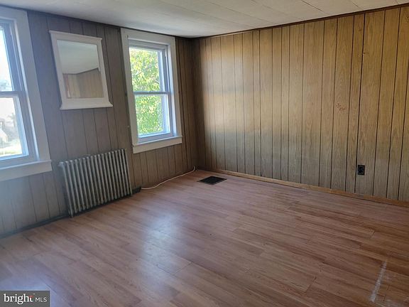5th image of 367 Cummings Ave