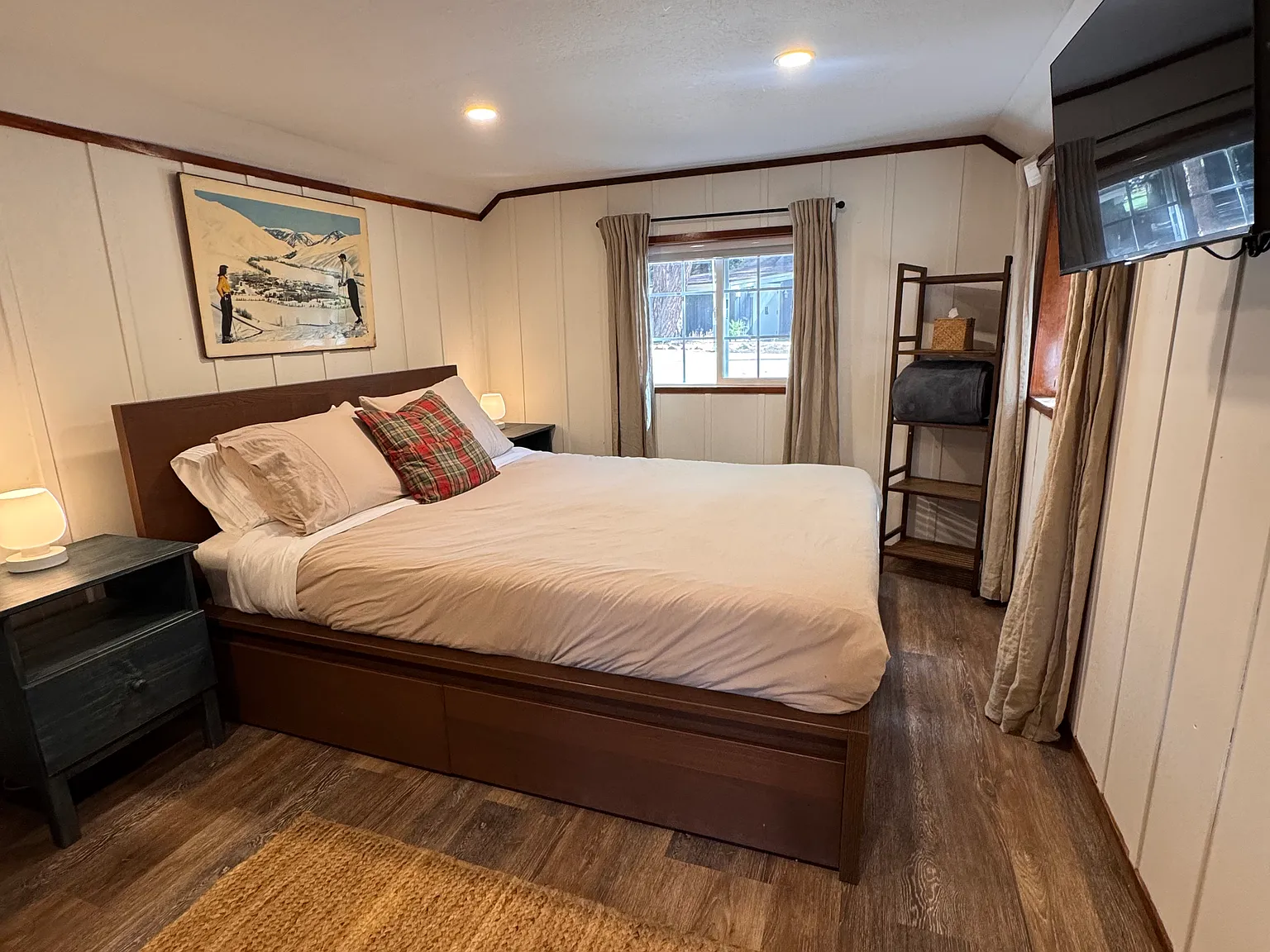 Studio, 400 sqft, $2,100 — Photo 1