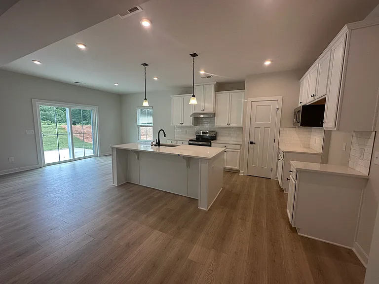 733 Lady Fern Dr — Photo 9