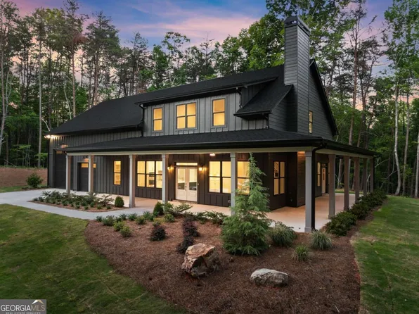 124 Fox Valley Rd, Clarkesville, GA 30523