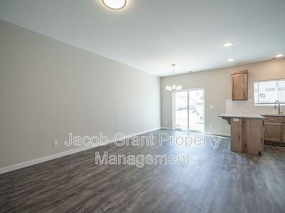3rd image of 1895 Jennie Lee Dr #104