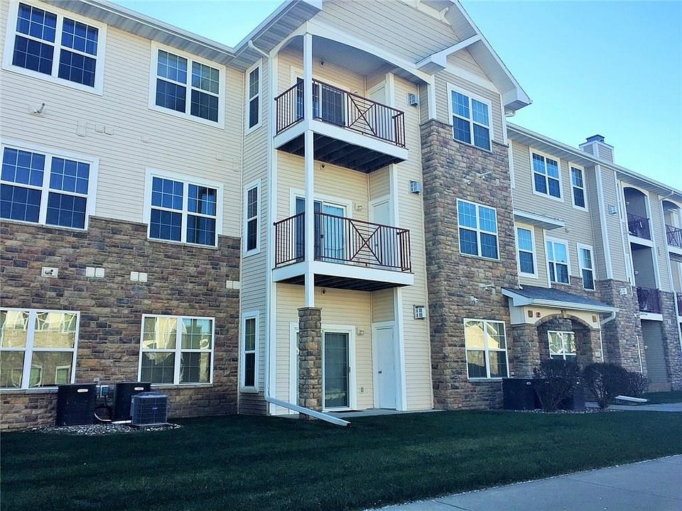 1st image of 1333 SE University Ave Unit 310