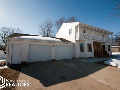 201 S Cedar St, Iowa City, IA, 52245