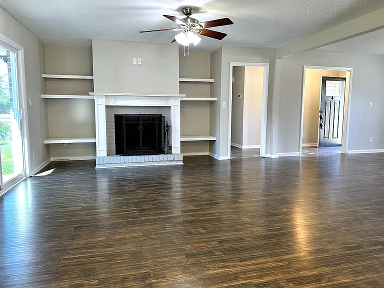 6221 Cool Shade Dr — Photo 4