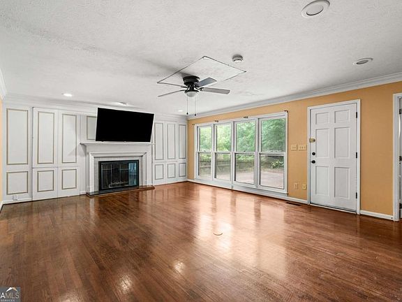 5th image of 6802 Ellis Dr