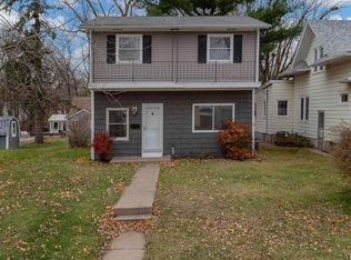 2453 32nd St, Moline, IL 61265