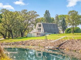 9760 E Cedarville Rd, Davis, IL 61019