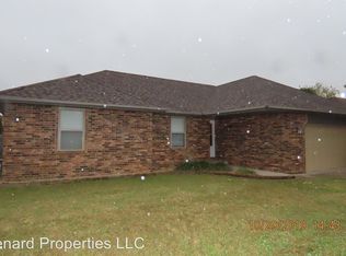 511 E Slim Wilson Blvd, Nixa, MO 65714